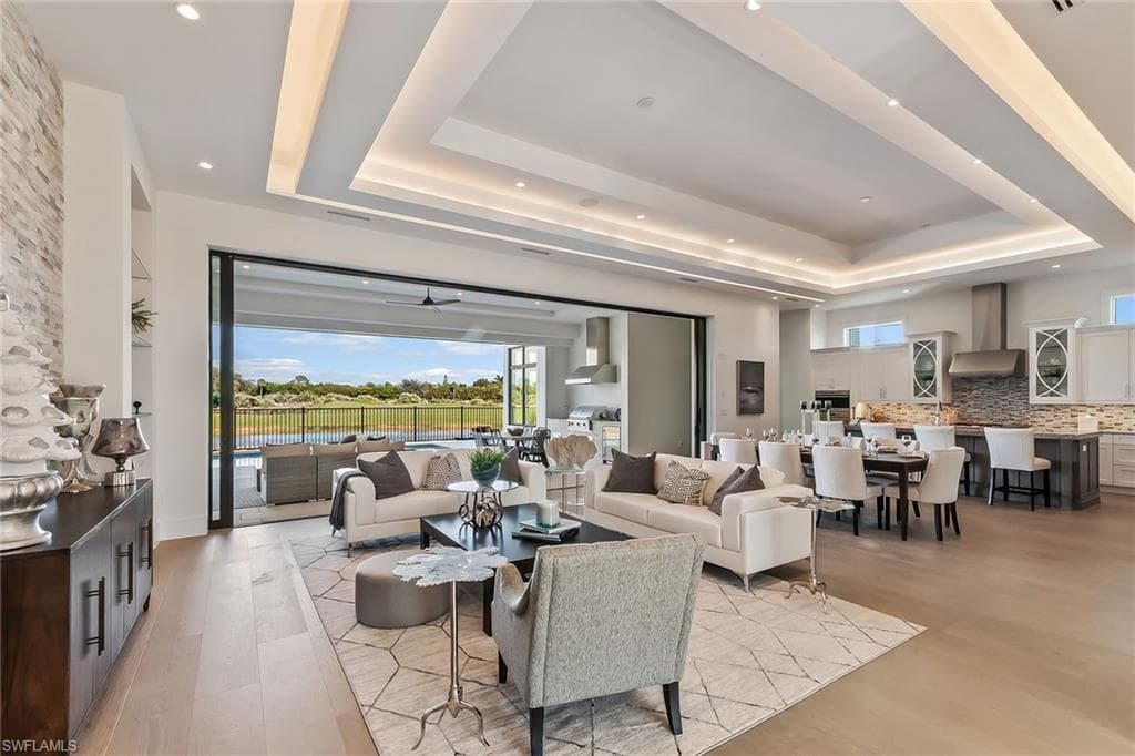 9905 Montiano DR NAPLES, FL 34113
