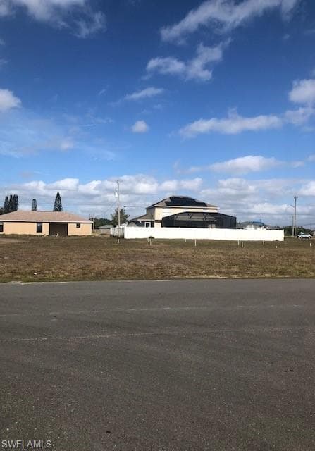 707 NE 6th TER CAPE CORAL, FL 33909