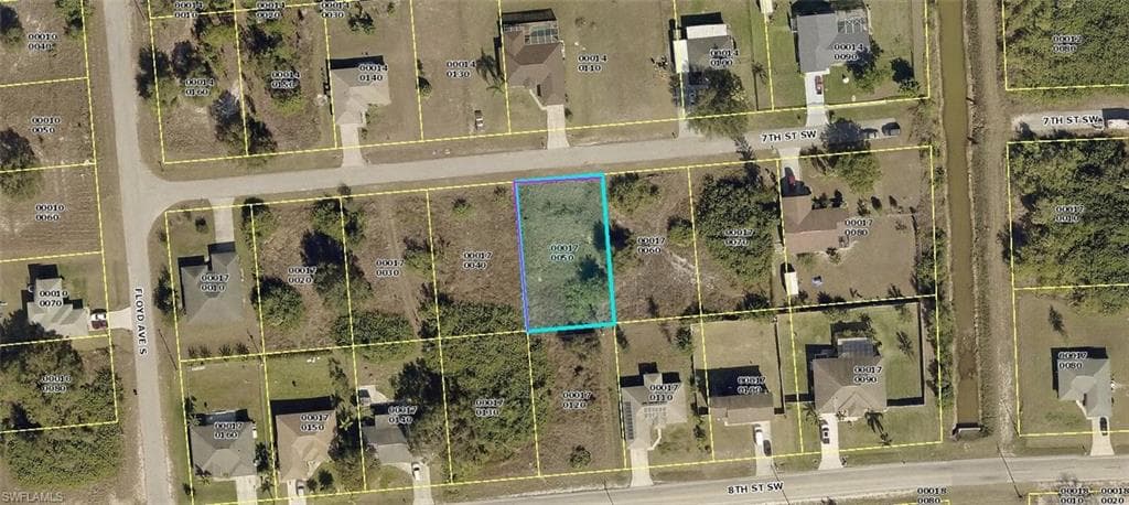 4307 7th ST SW LEHIGH ACRES, FL 33976