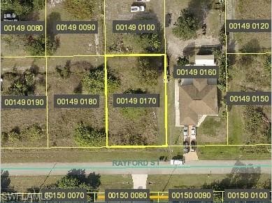 445 Rayford ST LEHIGH ACRES, FL 33974