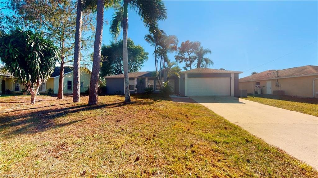 9036 Caloosa RD FORT MYERS, FL 33967