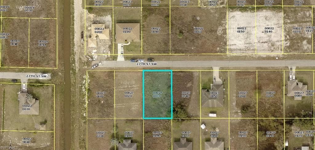 4215 27th ST SW LEHIGH ACRES, FL 33976