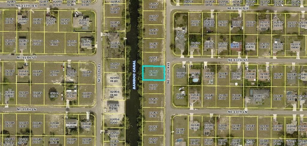 1040 NE 11th AVE CAPE CORAL, FL 33909