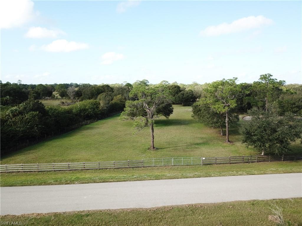 18401 River Estates LN ALVA, FL 33920