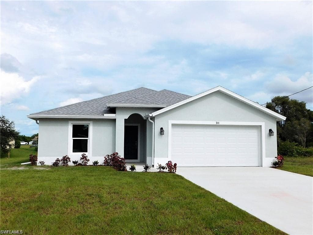 310 Panorama AVE LEHIGH ACRES, FL 33974
