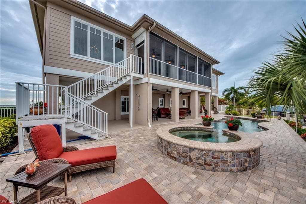 2159 Macadamia LN ST. JAMES CITY, FL 33956