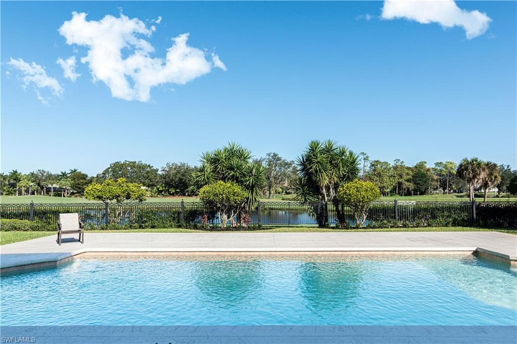 4387 Pond Apple DR S NAPLES, FL 34119