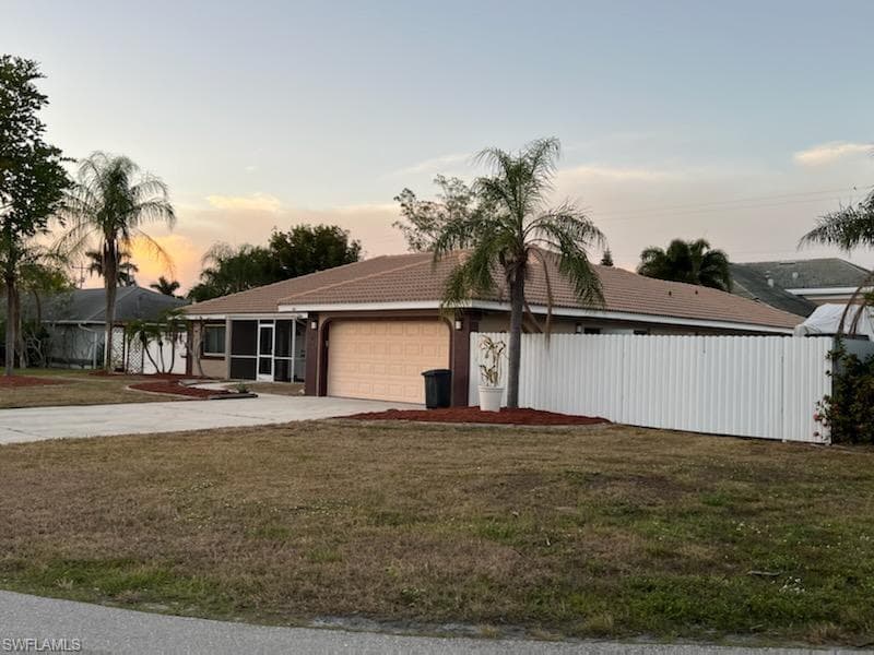 1429 26th ST CAPE CORAL, FL 33904