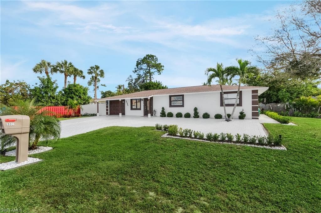 5336 Mccarty CT NAPLES, FL 34113