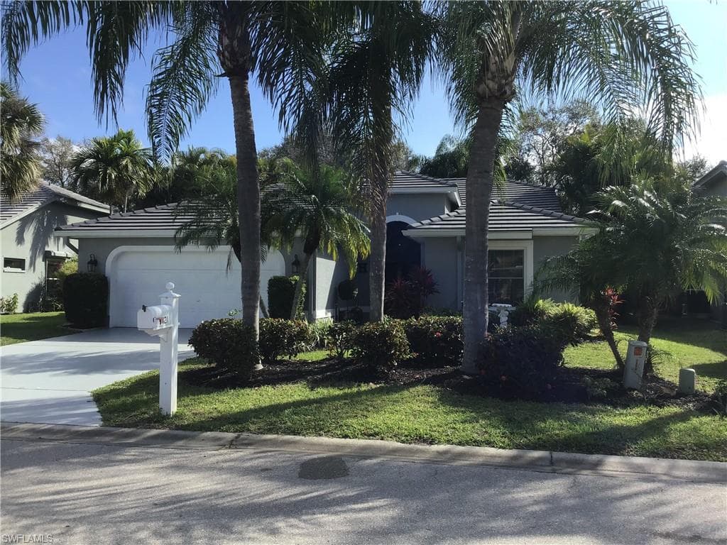 9421 Old Hickory CIR FORT MYERS, FL 33912