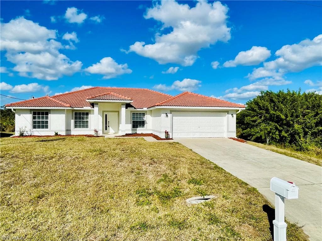 2518 55th ST W LEHIGH ACRES, FL 33971
