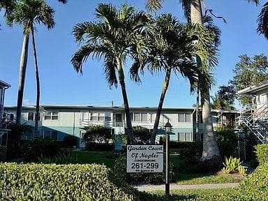 289 8th AVE S 289A NAPLES, FL 34102