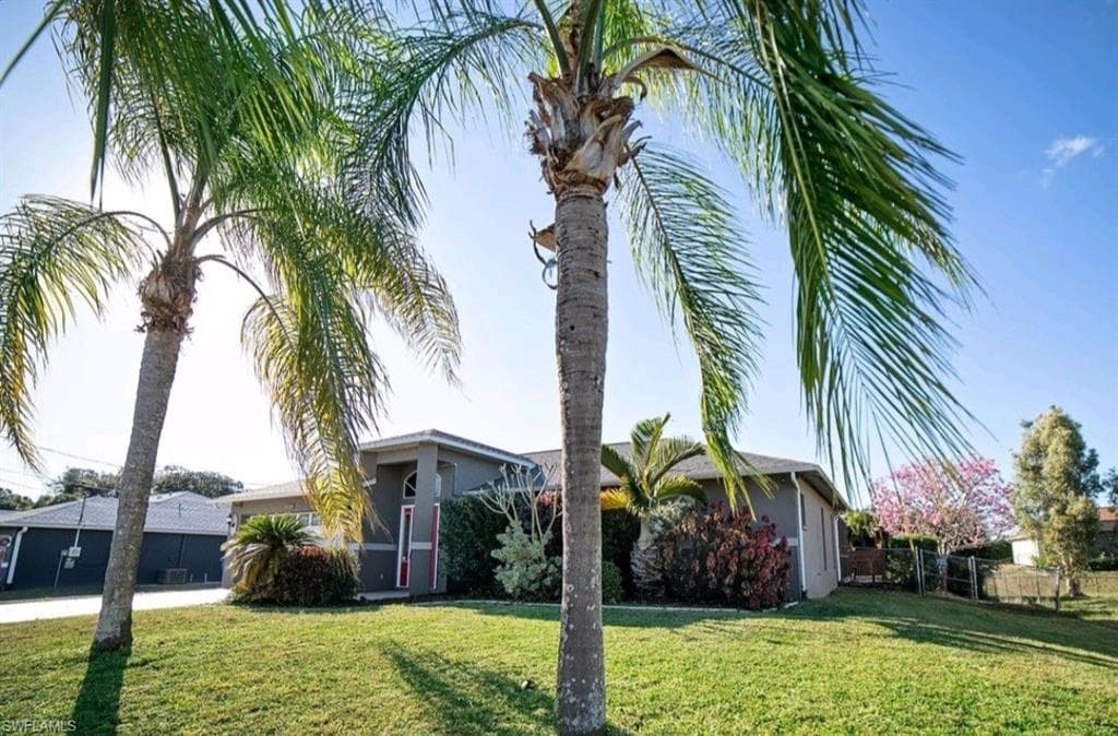 714 Altair AVE FORT MYERS, FL 33913