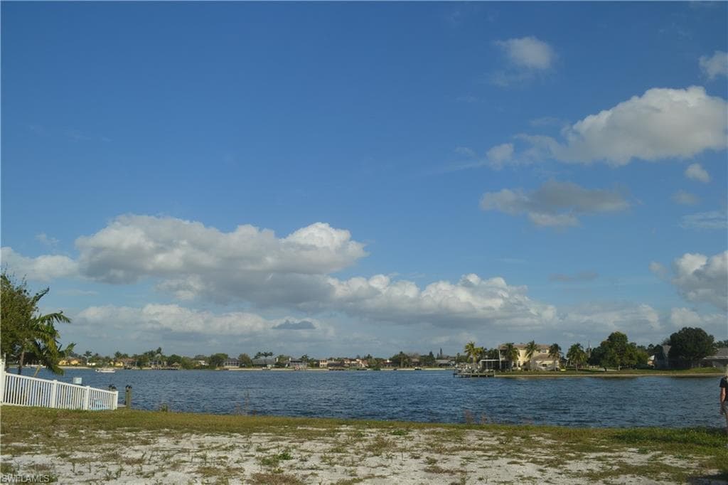 1111 SW 6th AVE CAPE CORAL, FL 33991
