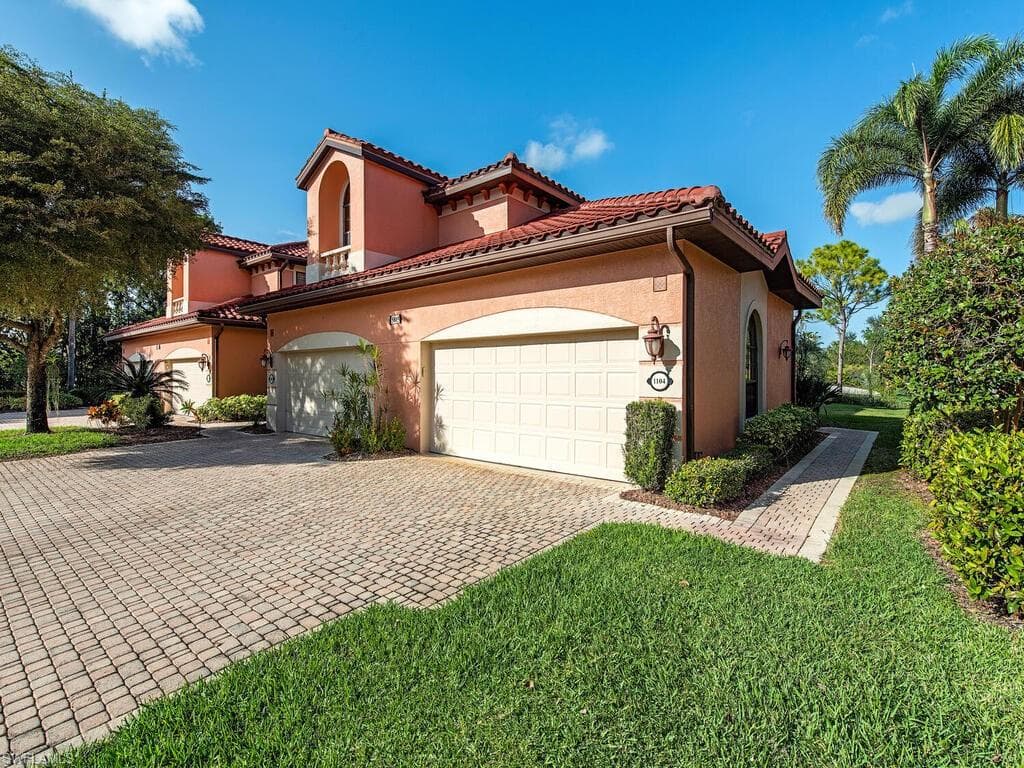 5805 Grande Reserve WAY 1104 NAPLES, FL 34110