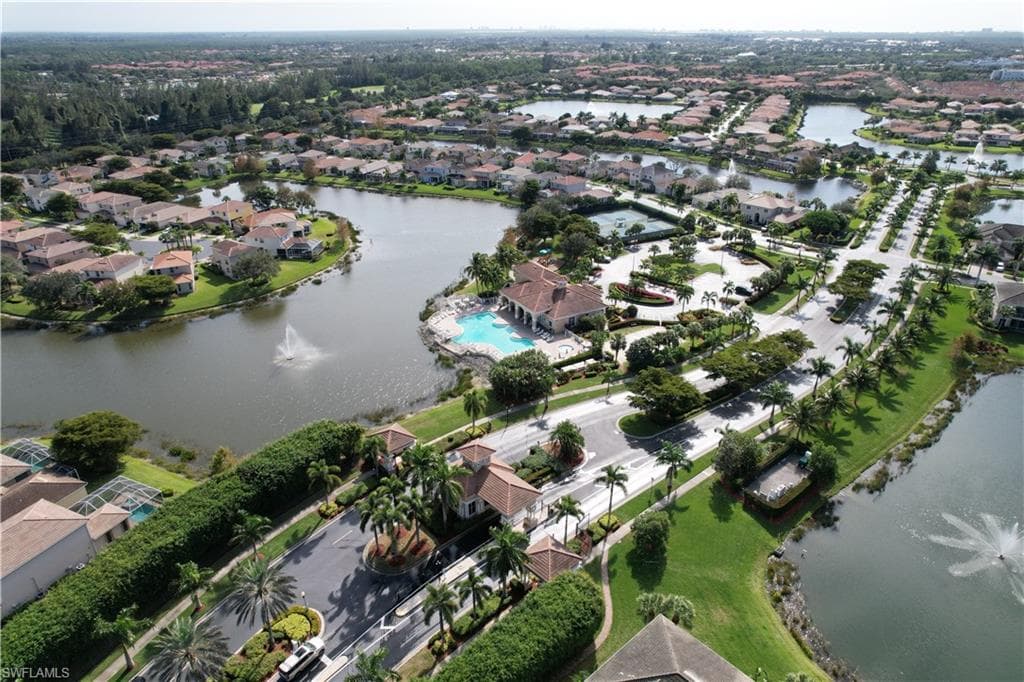 9200 Belleza WAY 203 FORT MYERS, FL 33908
