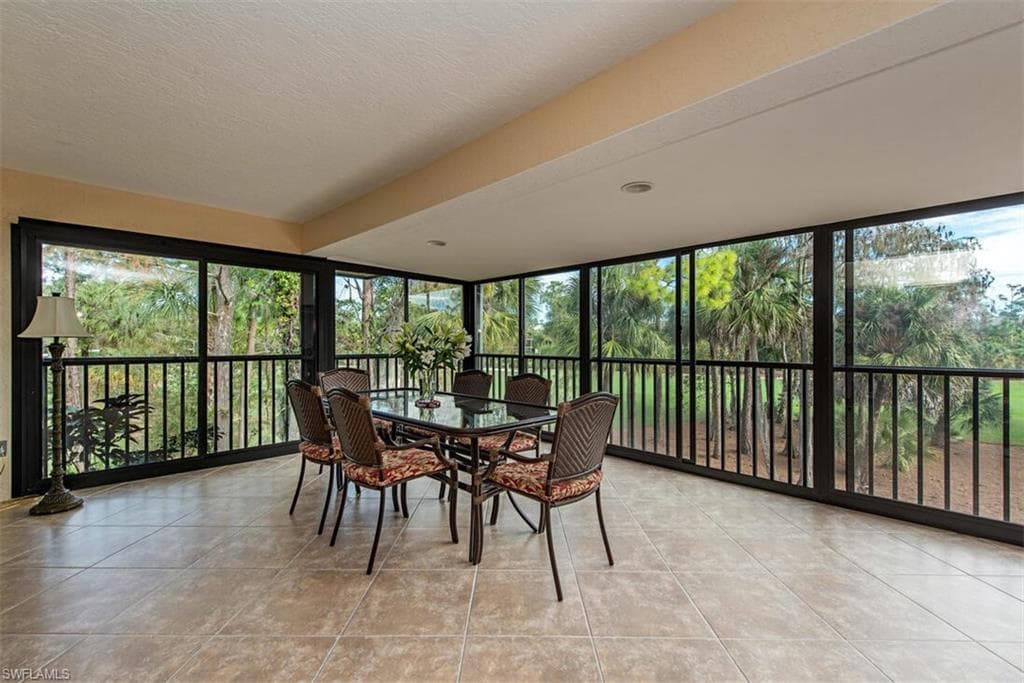 86 Cypress View DR F-86 NAPLES, FL 34113