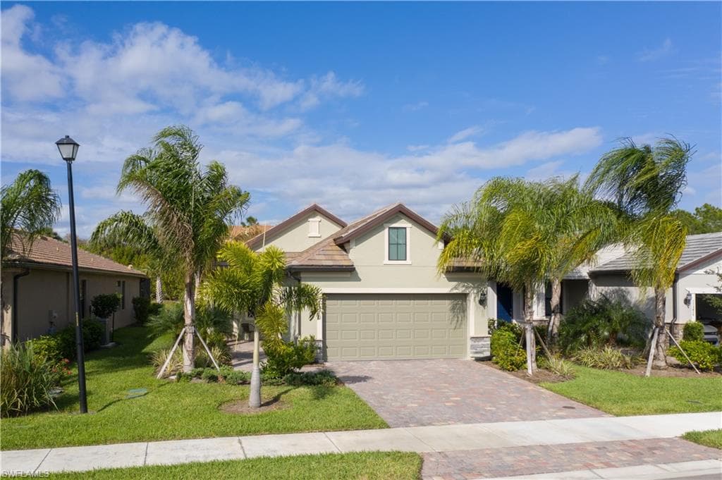 11252 Carlingford RD FORT MYERS, FL 33913