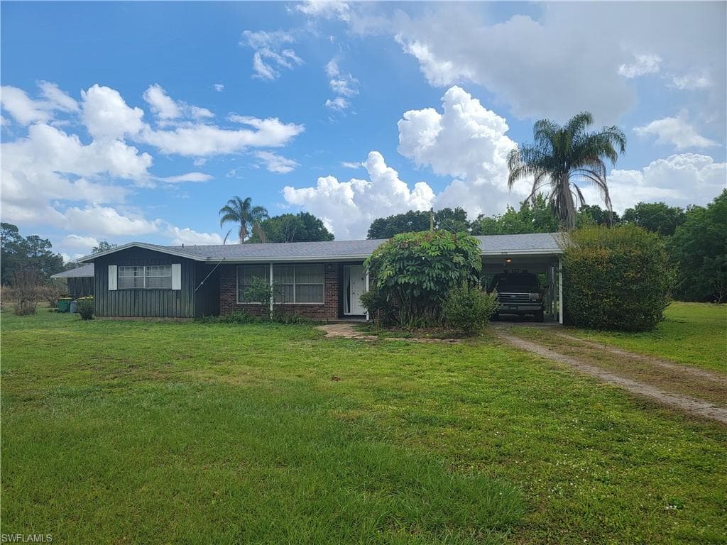 910 Palm DR IMMOKALEE, FL 34142