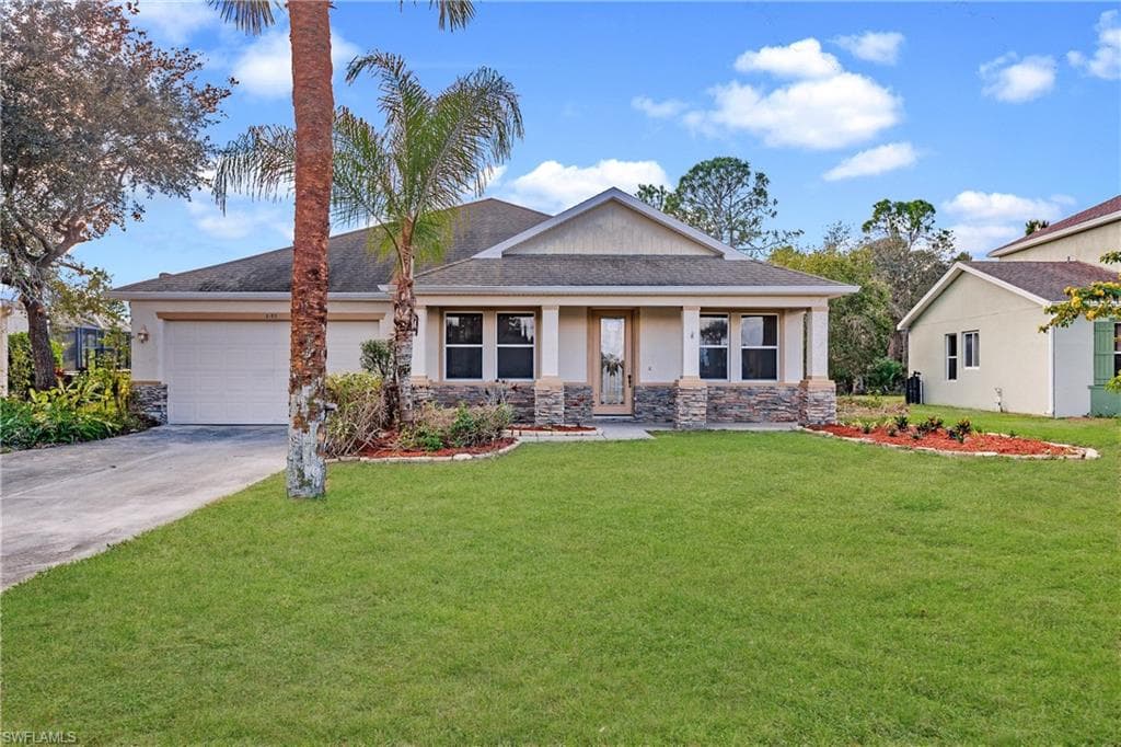 8170 Fountain Mist BLVD LEHIGH ACRES, FL 33972