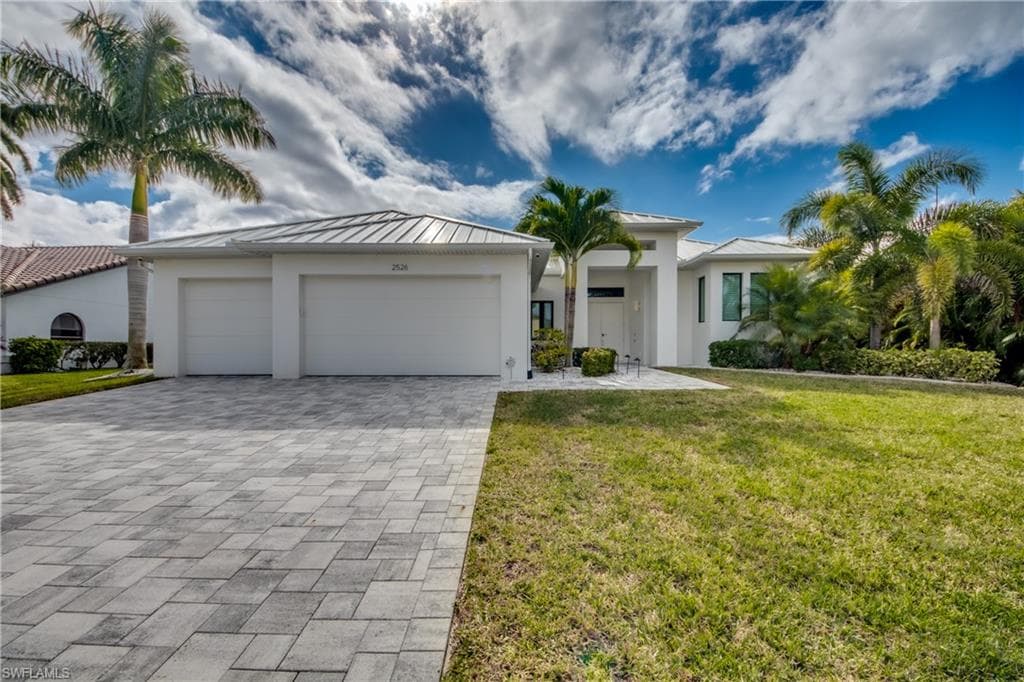 2526 SW 51st ST CAPE CORAL, FL 33914