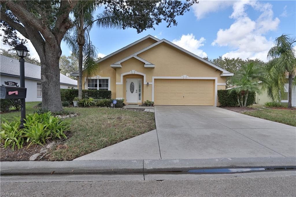 9311 Middle Oak DR FORT MYERS, FL 33967