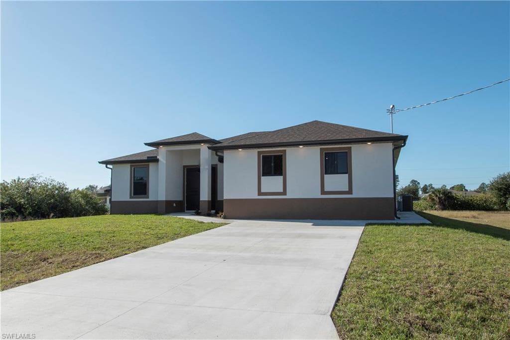 3513 6th ST SW LEHIGH ACRES, FL 33976