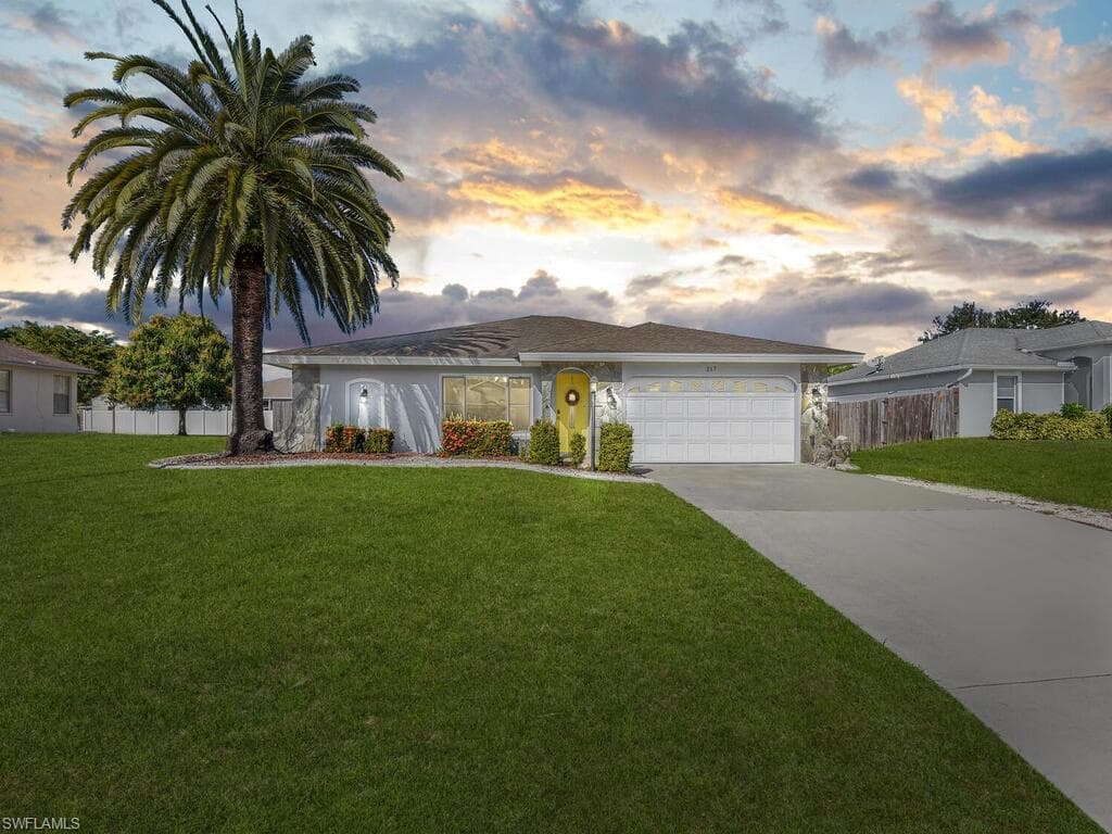 217 SW 31st TER CAPE CORAL, FL 33914