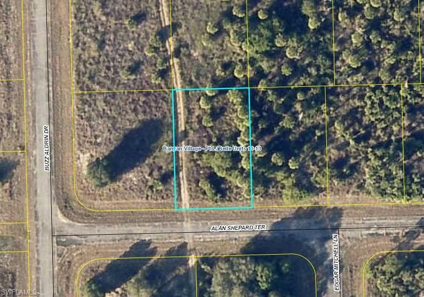202 ALAN SHEPARD TER LABELLE, FL 33935