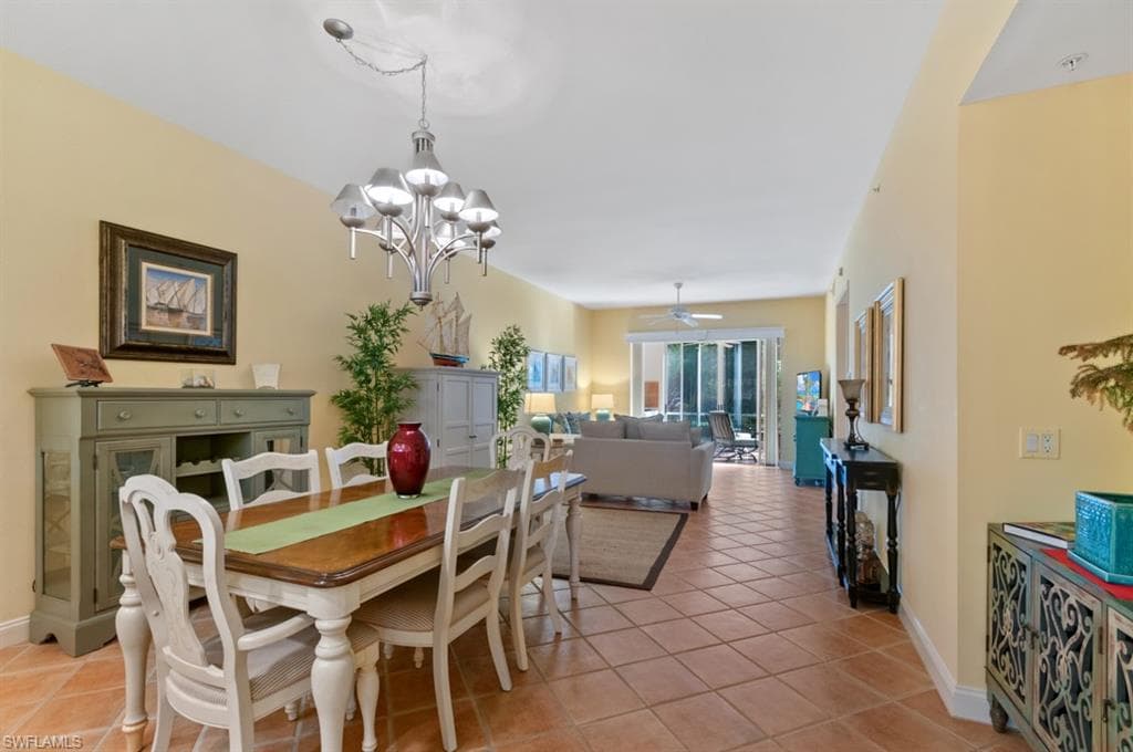 2385 Hidden Lake DR 4507 NAPLES, FL 34112