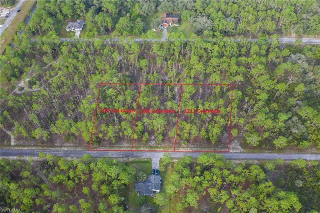 1209 Columbus AVE LEHIGH ACRES, FL 33972