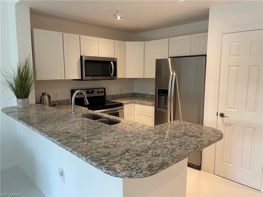 4455 Botanical Place CIR 105 NAPLES, FL 34112