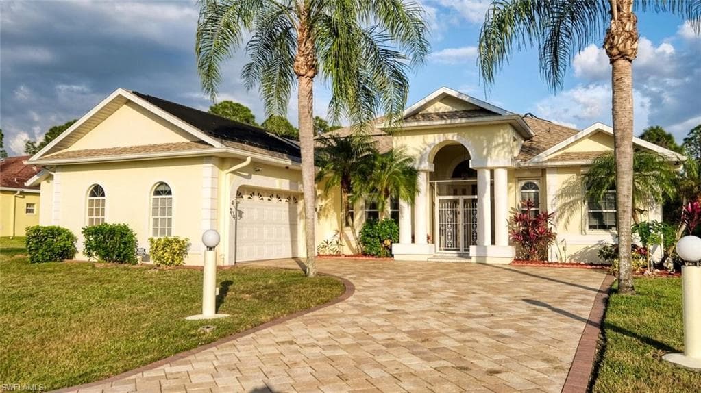 704 Hamilton AVE LEHIGH ACRES, FL 33972
