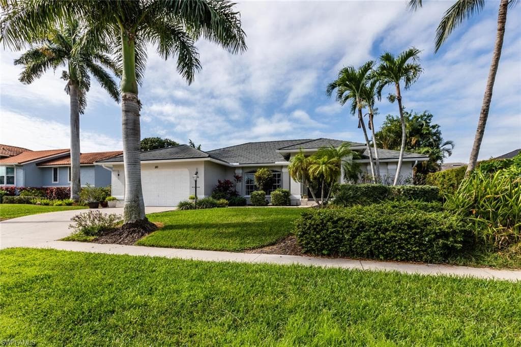 180 Columbus WAY MARCO ISLAND, FL 34145