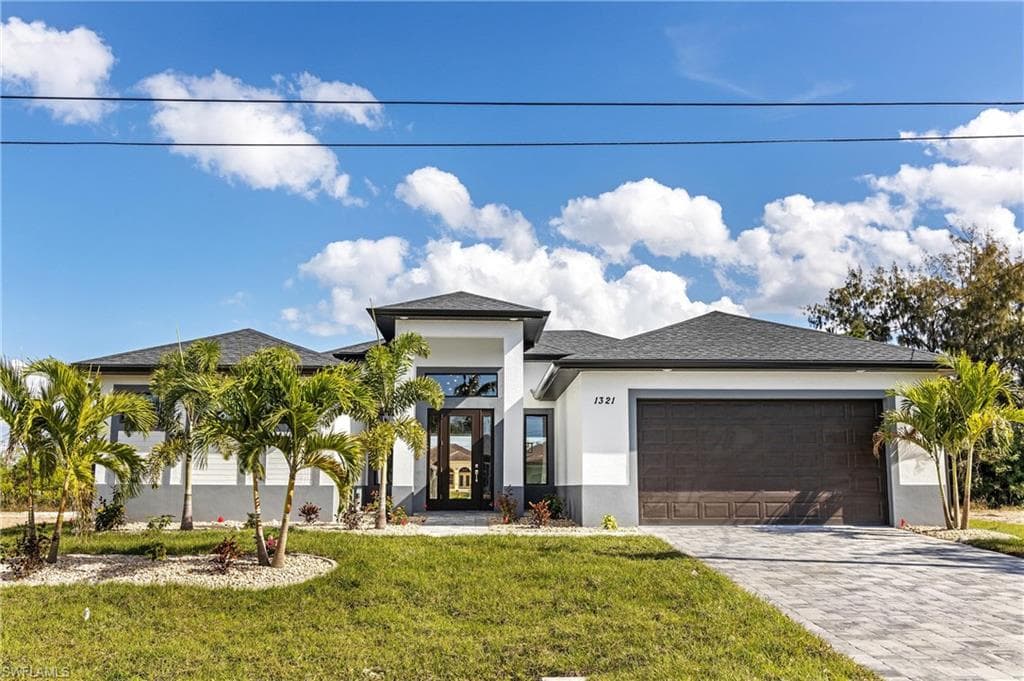 1321 SW 8th CT CAPE CORAL, FL 33991