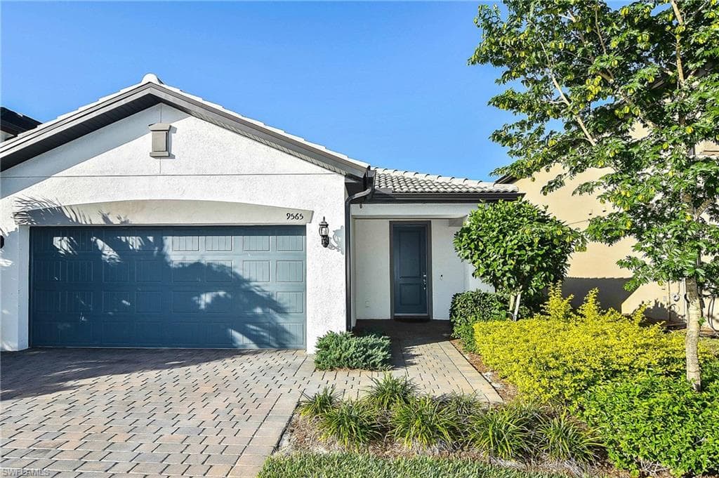 9565 Bexley DR FORT MYERS, FL 33967