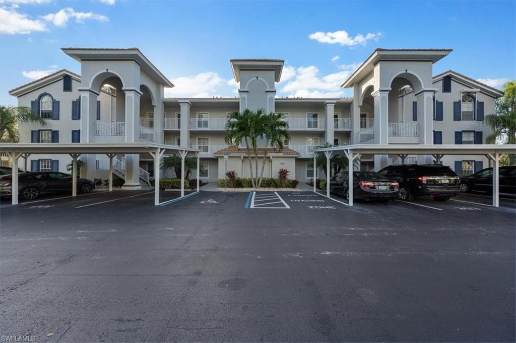 480 Bermuda Cove WAY 1-105 NAPLES, FL 34110