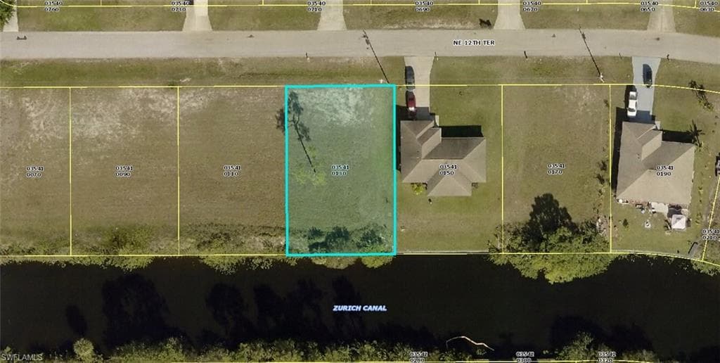 1712 NE 12th TER CAPE CORAL, FL 33909