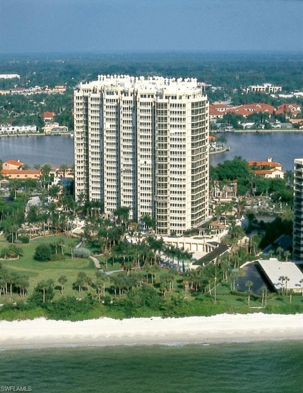4021 Gulf Shore BLVD N 603 NAPLES, FL 34103