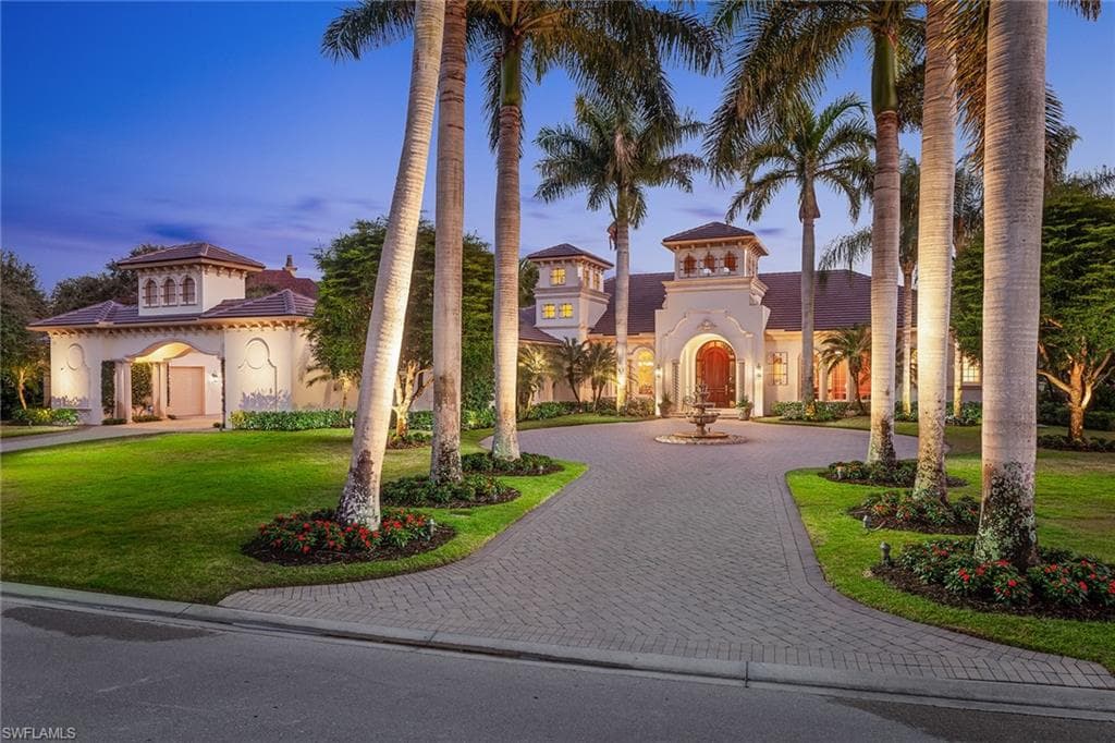 2124 Canna WAY NAPLES, FL 34105