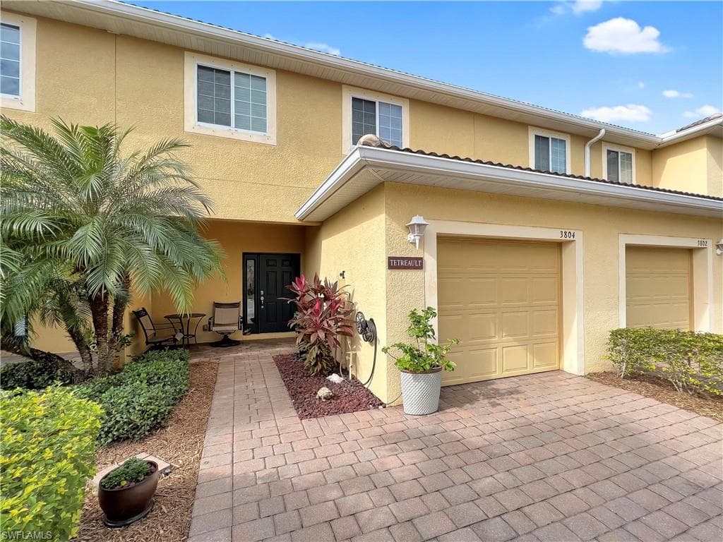3804 Cherrybrook LOOP FORT MYERS, FL 33966