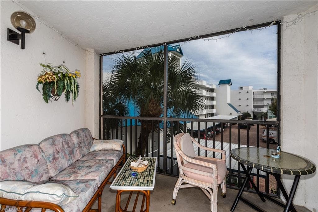995 Anglers CV N-303 MARCO ISLAND, FL 34145