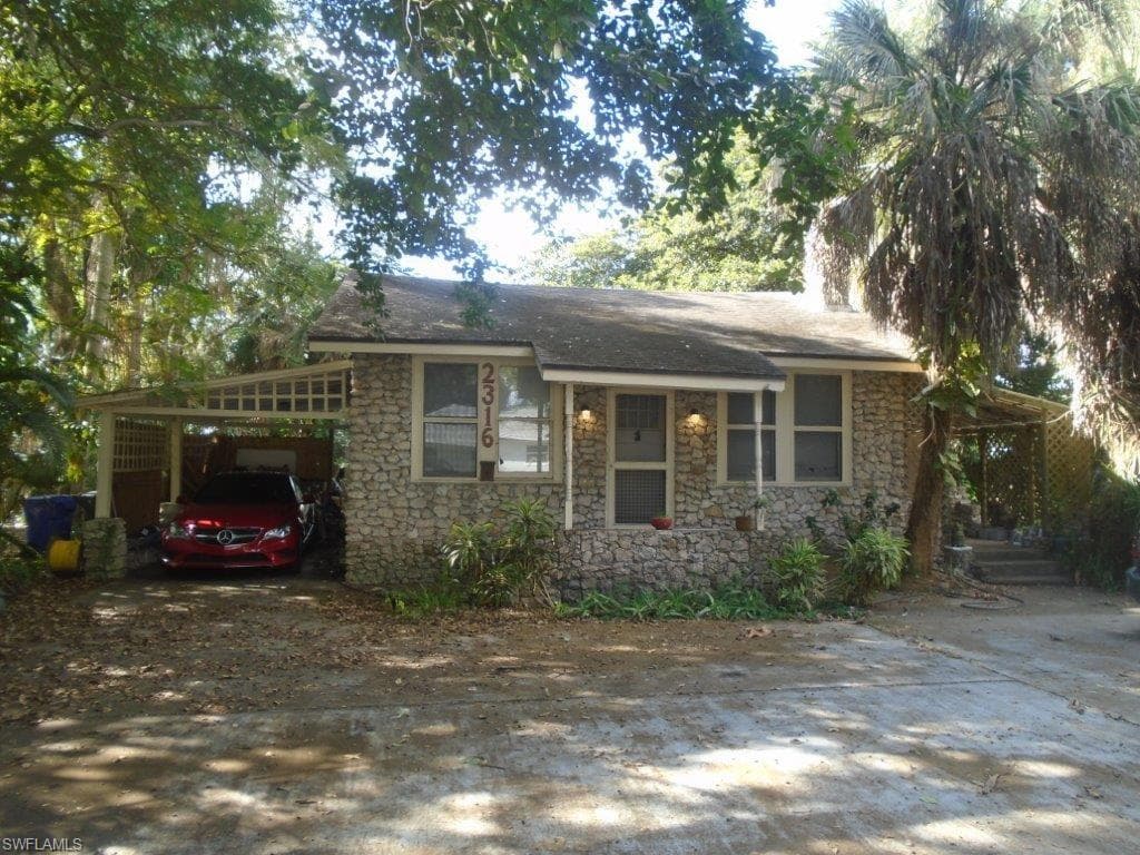 2316 Clifford ST FORT MYERS, FL 33901