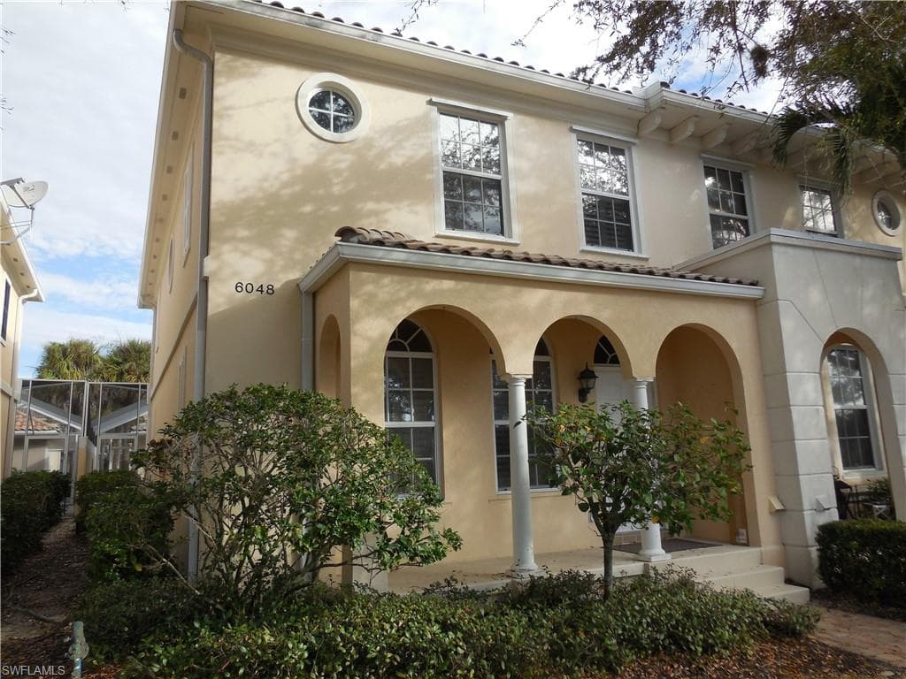 6048 Towncenter CIR NAPLES, FL 34119
