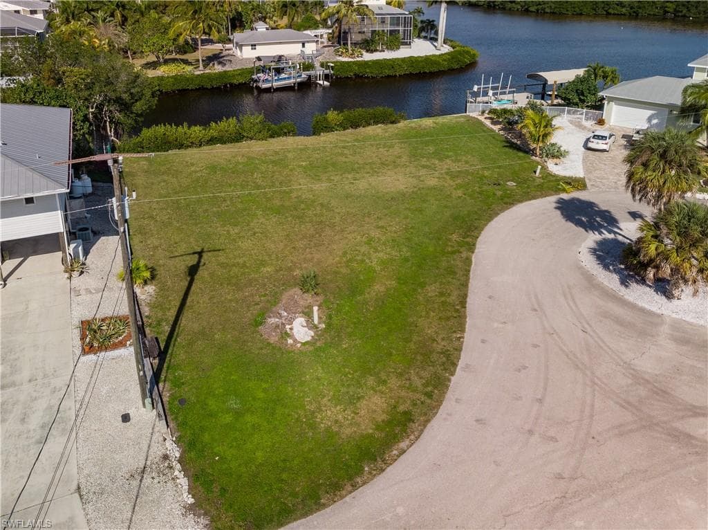 5060 Genesee PKY BOKEELIA, FL 33922