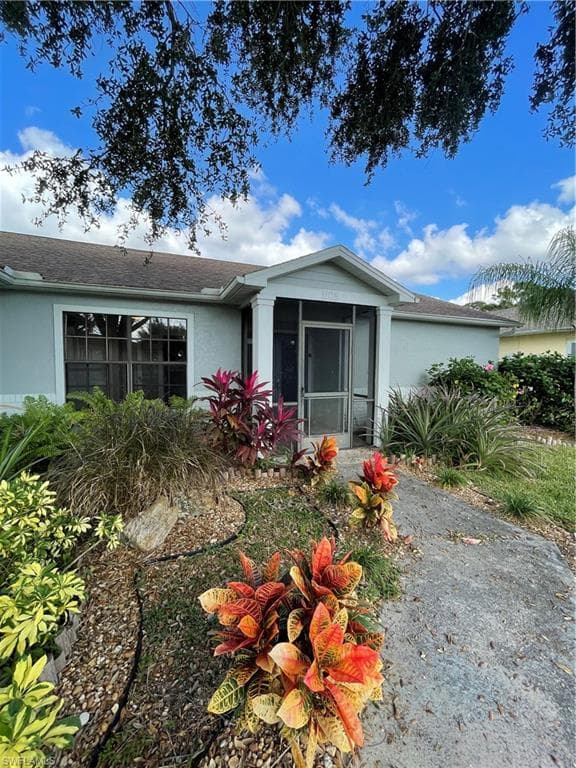 1105 SW 22nd TER CAPE CORAL, FL 33991