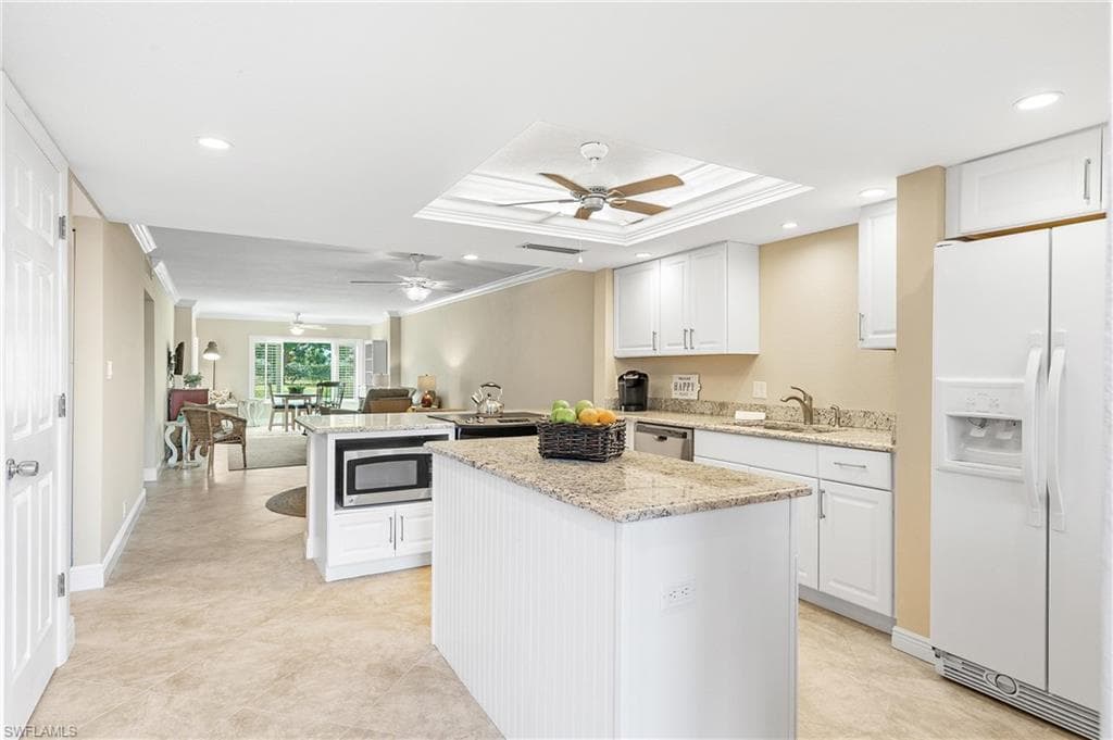 2264 Winkler AVE 104 FORT MYERS, FL 33901