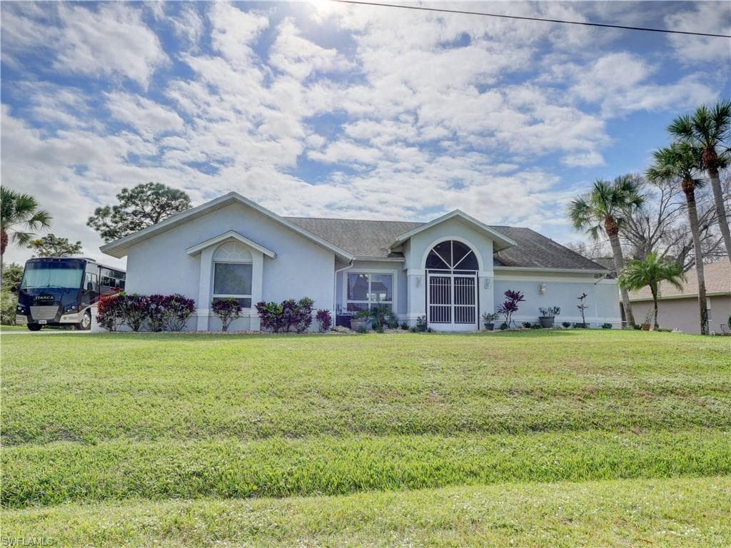 1408 Graham CIR LEHIGH ACRES, FL 33936