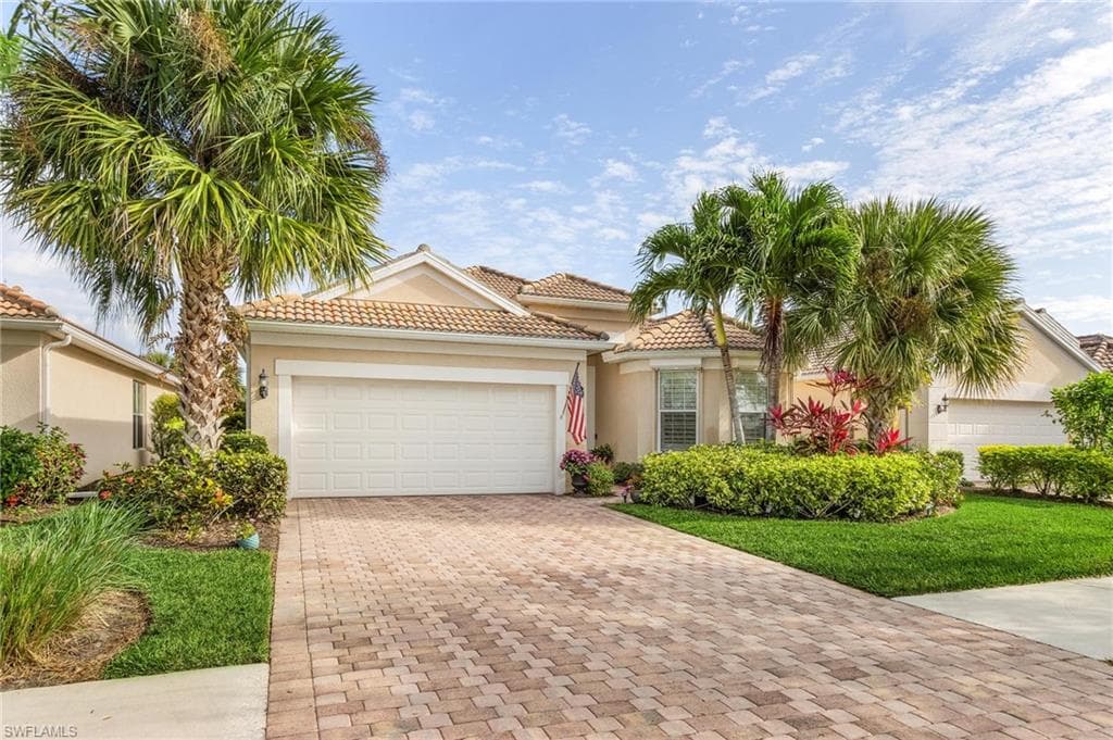8622 Veronawalk CIR NAPLES, FL 34114
