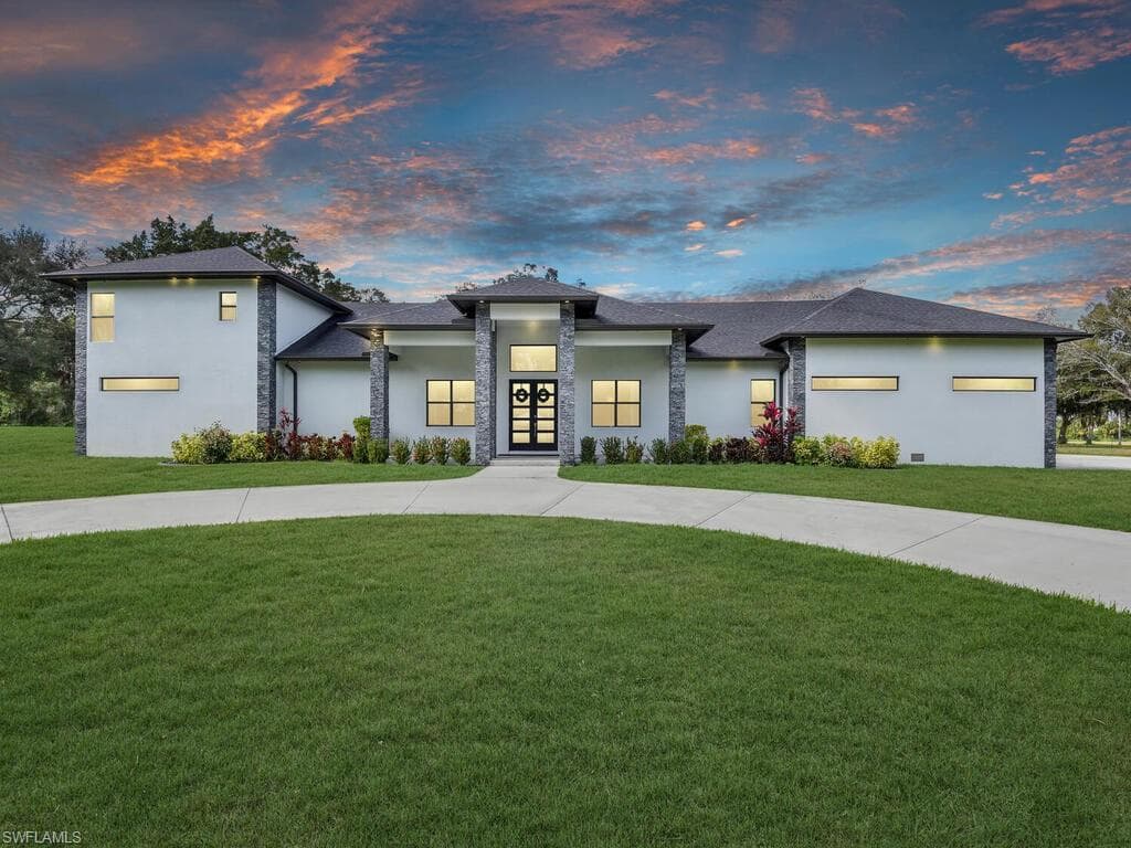 3192 River Grove CIR FORT MYERS, FL 33905
